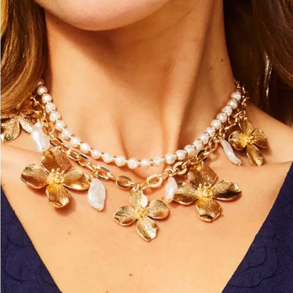 Lilly Pulitzer NECKLACE EARRINGS Set Via Flora Metallic Gold Tone New In Package - Picture 2 of 11